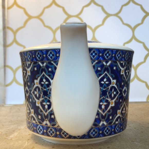 Grace’s Teaware tea pot. Blue and silver design. Gently used. Great condition. - Picture 9 of 10